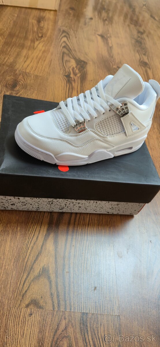 Jordan 4 Pure Money