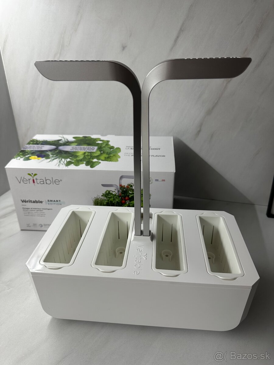 Véritable Smart Automatický kvetináč s reguláciou osvetlenia