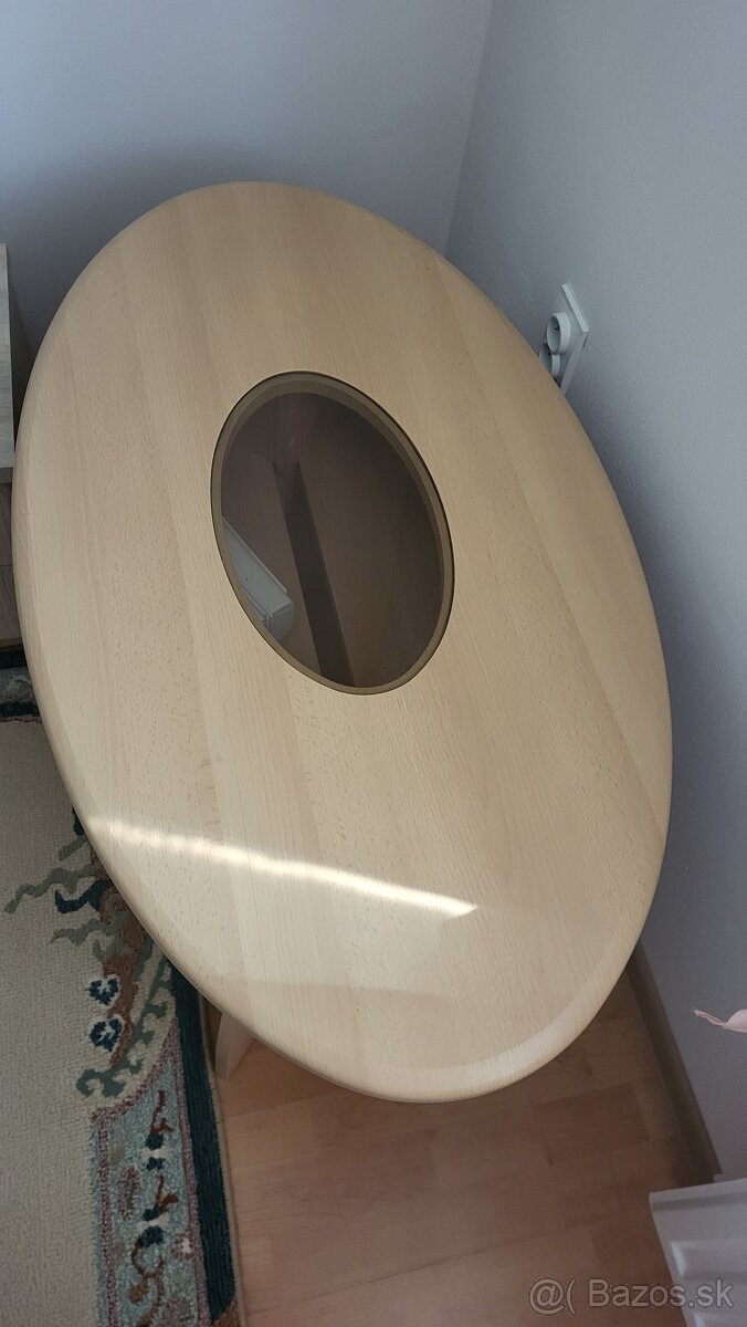 Stolík