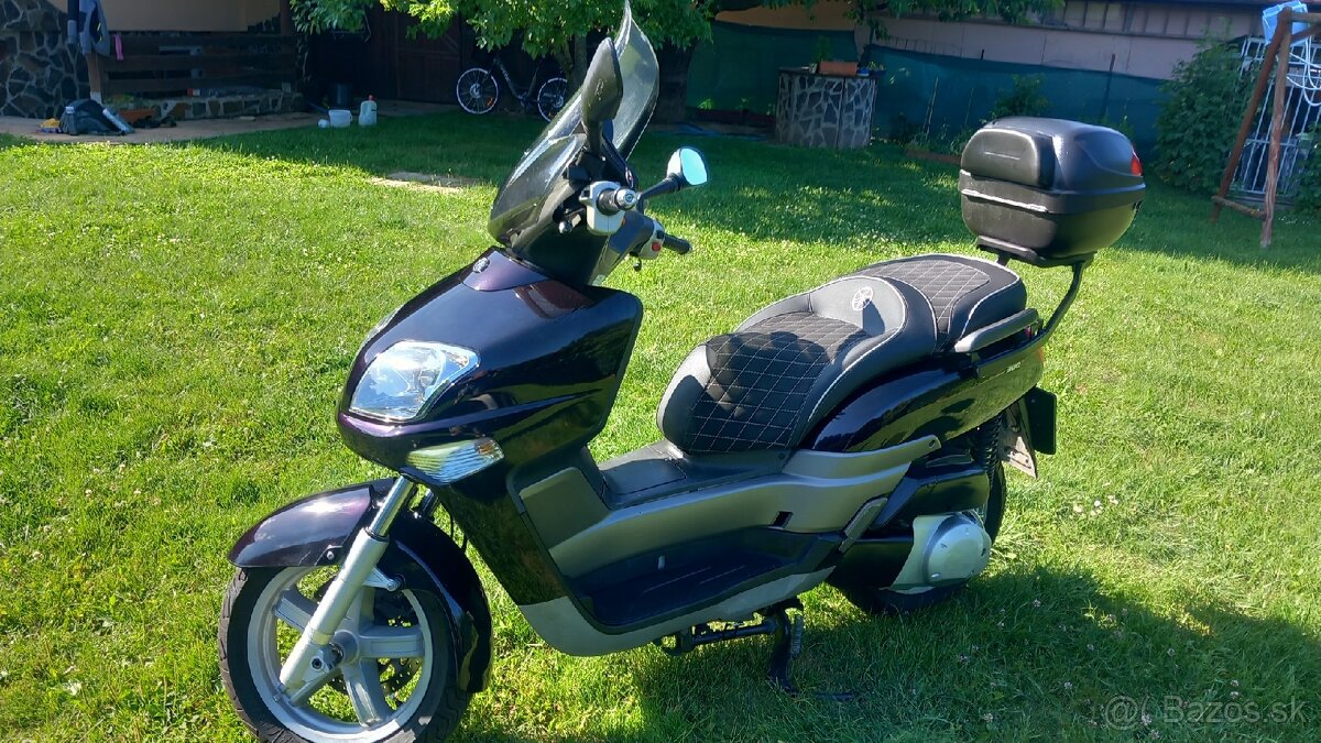 Yamaha Versity VP 300