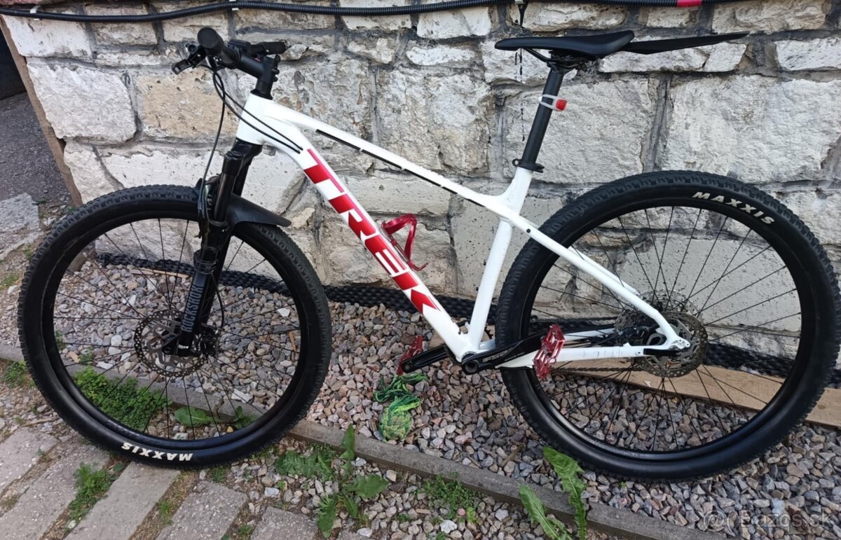 Trek X-CALIBER 8 2023