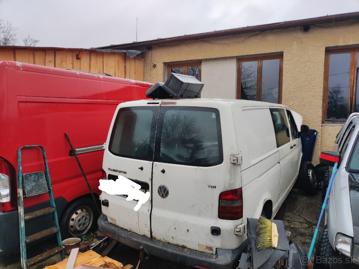 VW Transporter 2.5TDI 96kw