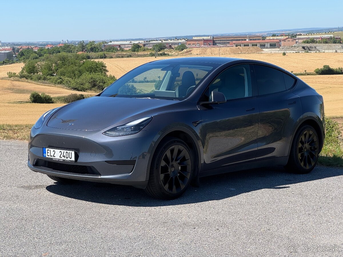 Tesla Model Y Standard Range Tažné 2023 87k km SoH 96%