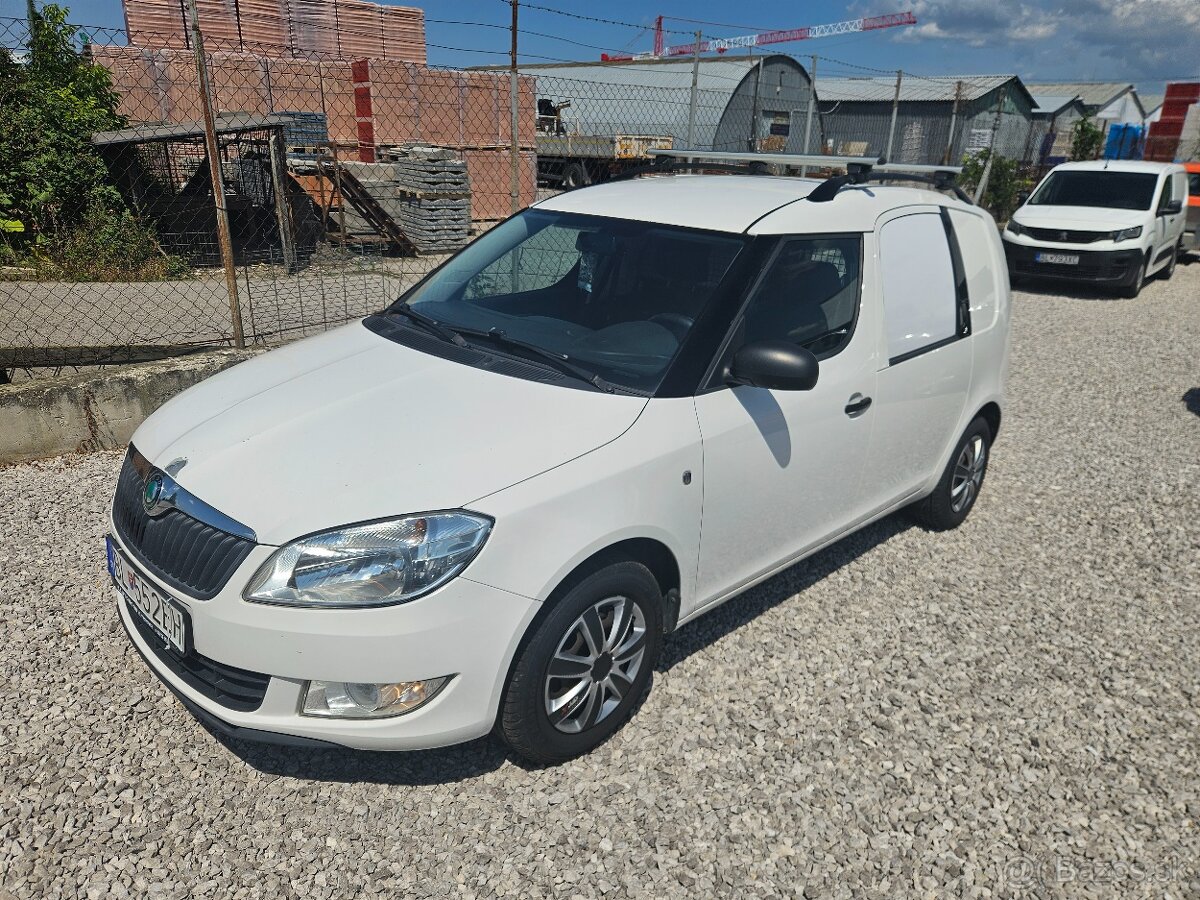 4x Škoda Praktik Roomster 1.2TSI