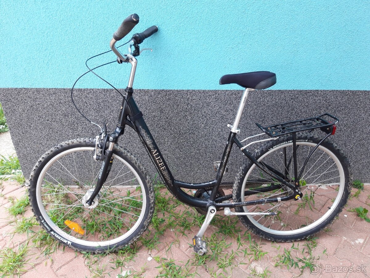 Damsky bike