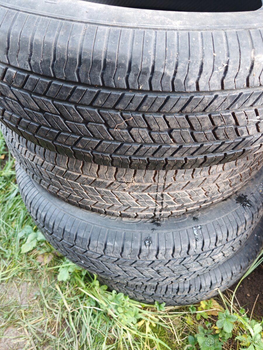 Predám letné pneumatiky 215/70 R16