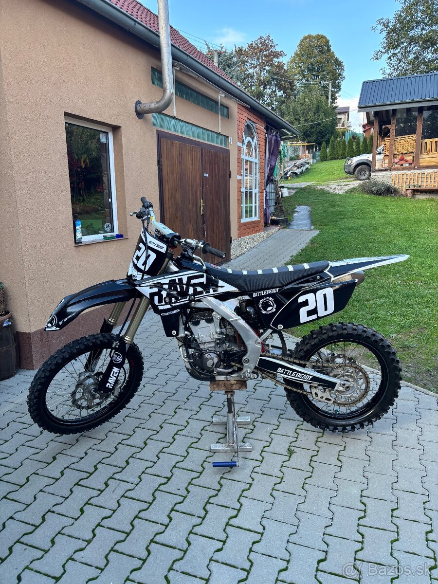 Yamaha yzf250