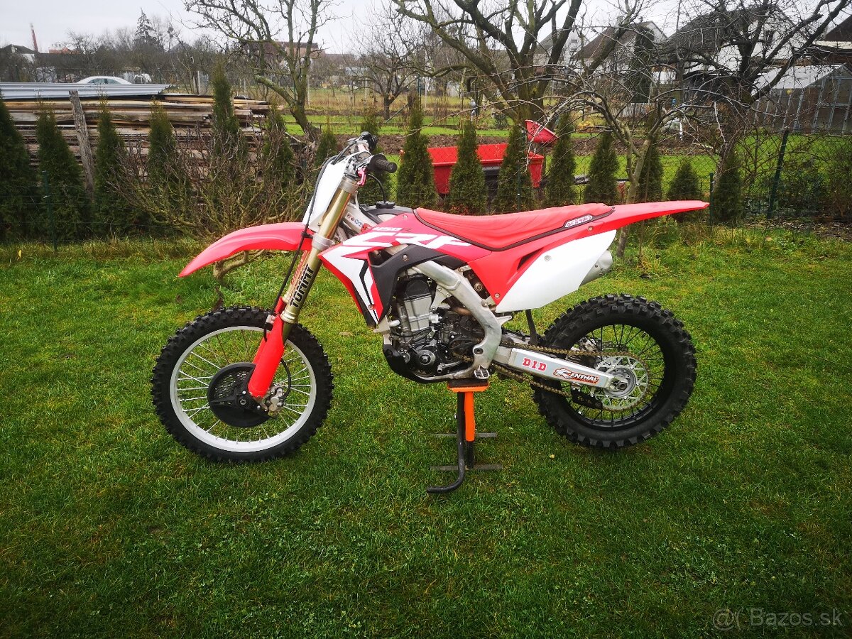 Honda CRF 450R, r.v. 2017, kola 21, 18.
