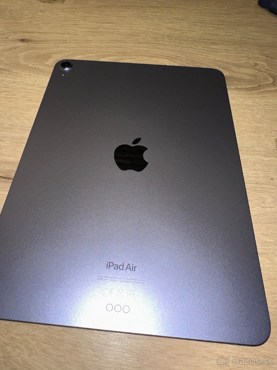 iPad Air 10.9" Wi-Fi 64GB Fialový (2022)