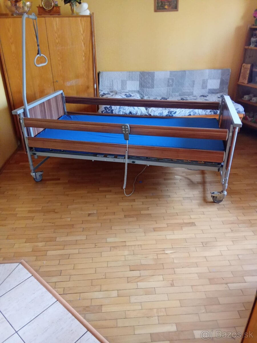 Polohovateľná zdravotná posteľ