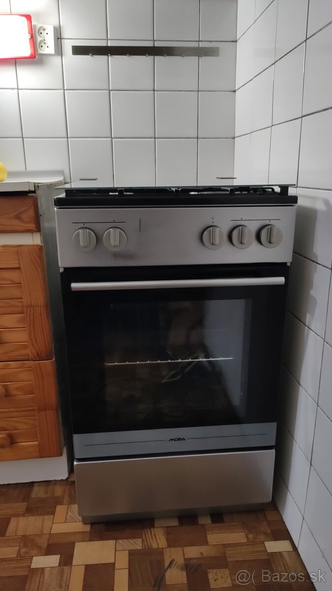 Plynový sporák Mora P162AS