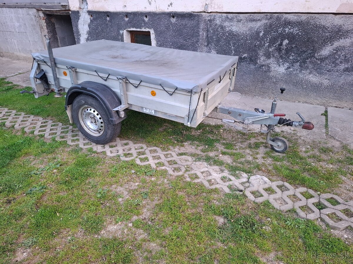 Privesny vozik