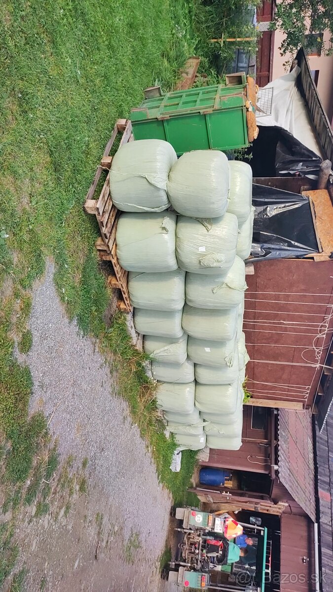 Predám malé okrúhle senazne balíky