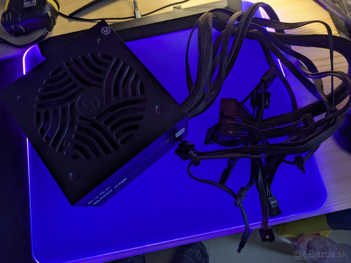 EVGA 600 W2 – 600W napájací zdroj (PSU)