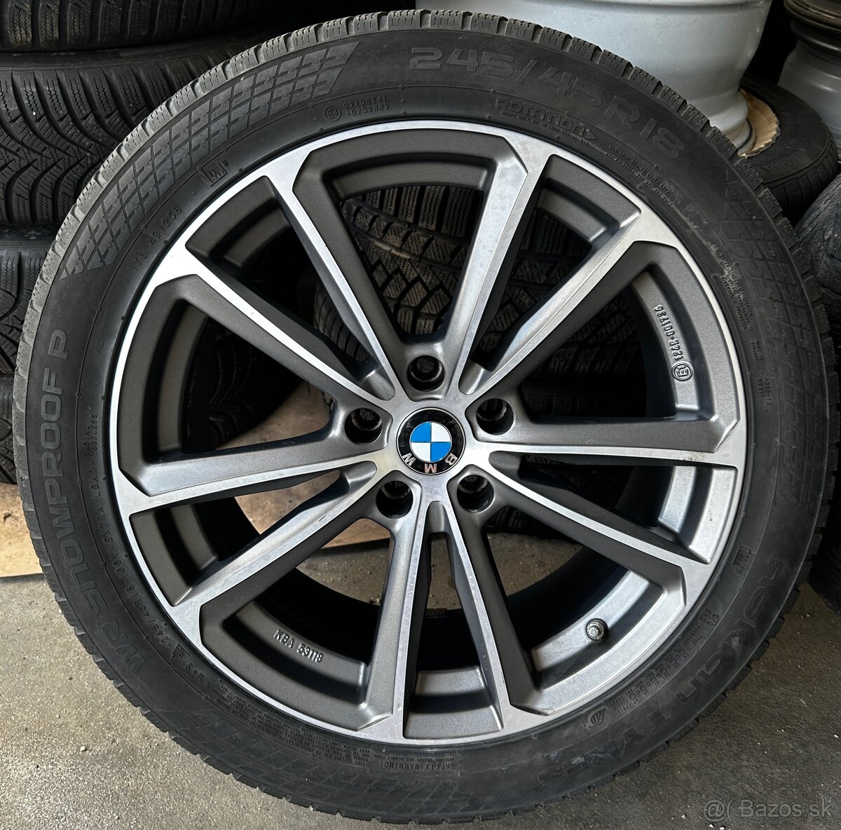 5x112 R18 8J ET30  + 245/45 R18 Nokian