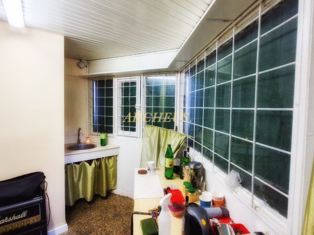 Stánok na predaj 14 m2