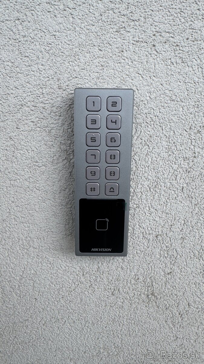 HIKVISION DS-K1T805MX - Prístupový termínál
