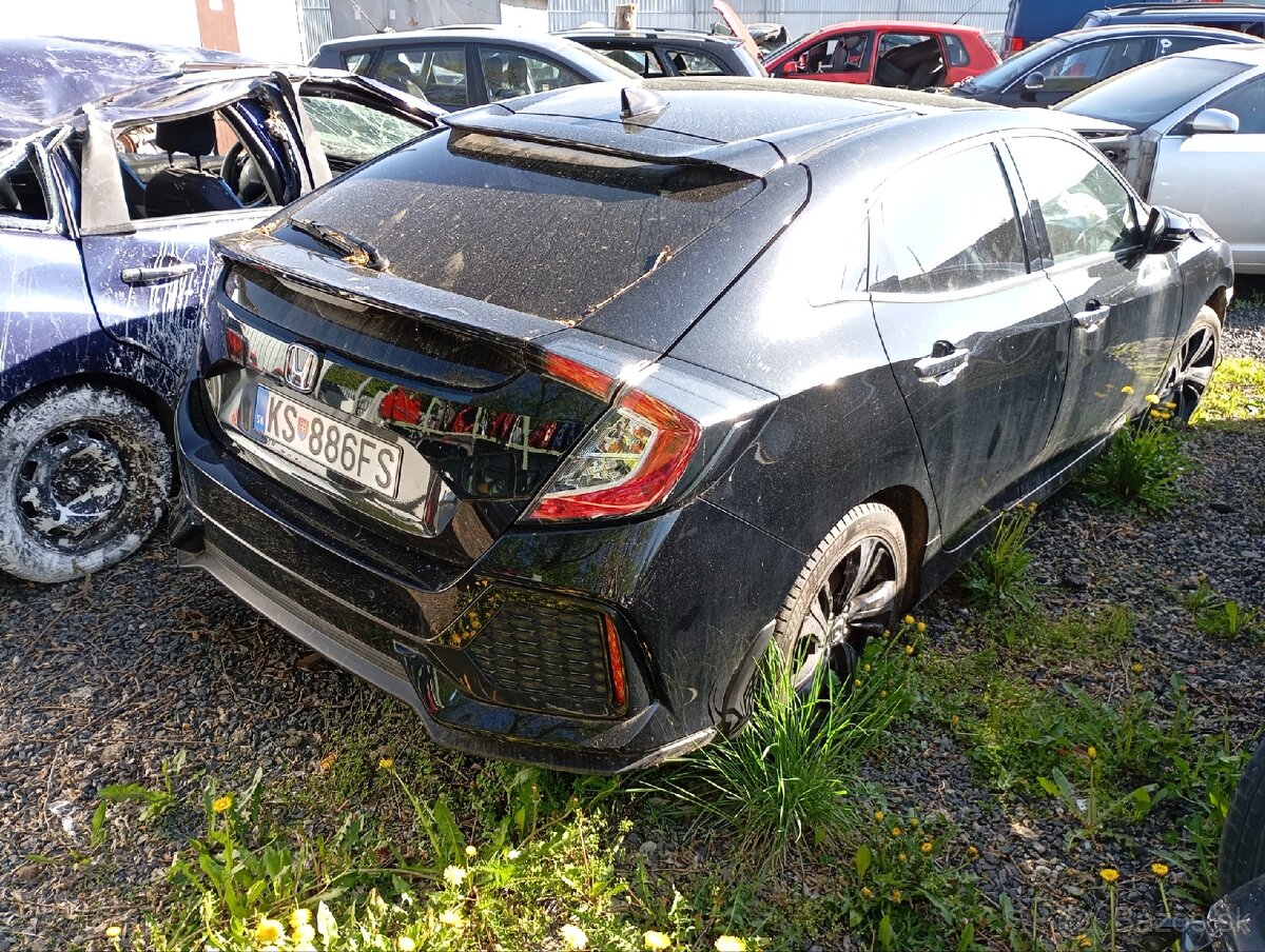 Honda civic x (fc,fk) 1.5vtec rozpredám