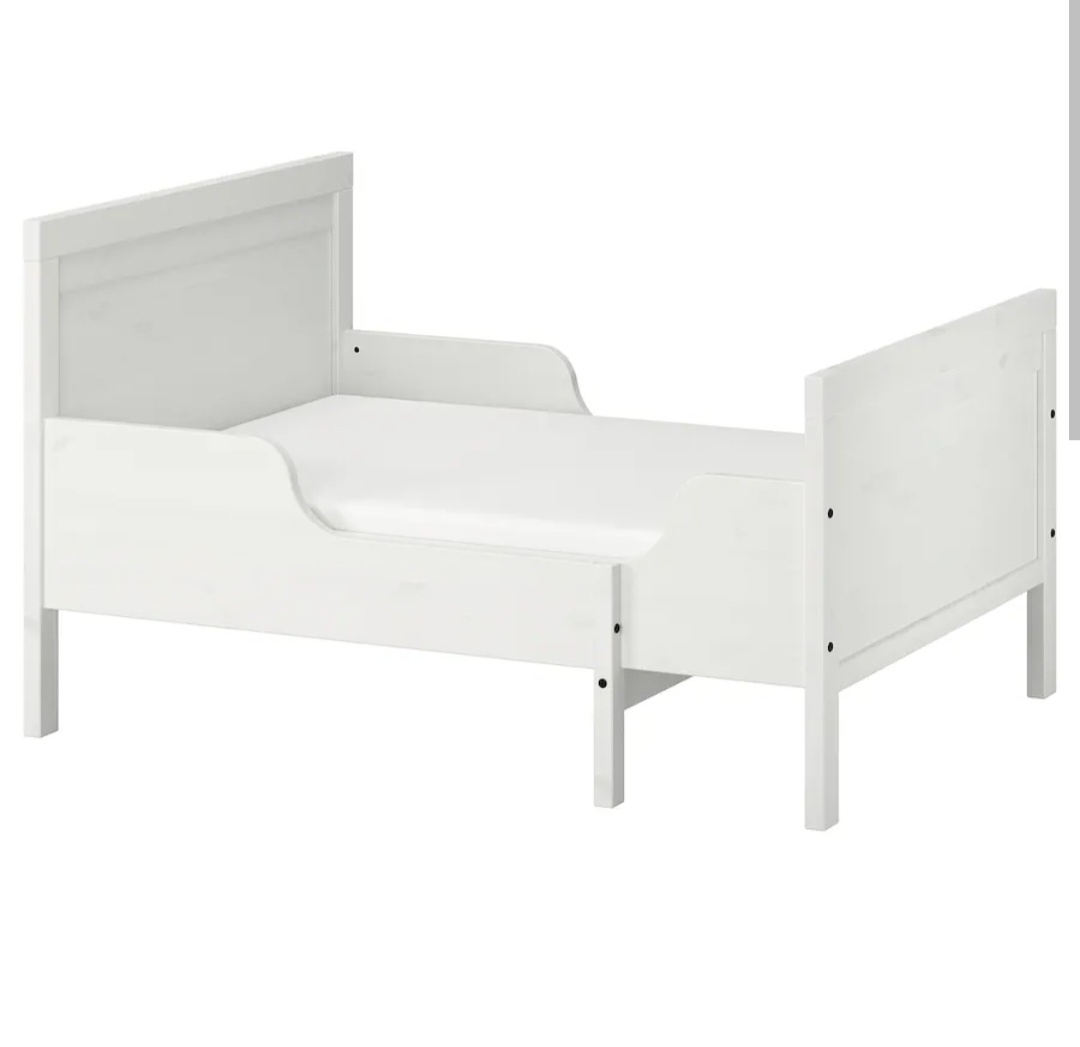 Rastuca postel IKEA