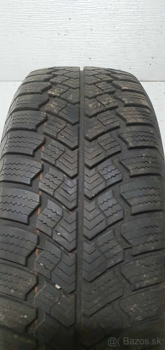 zimná Kormoran snow pro 185/60 r14