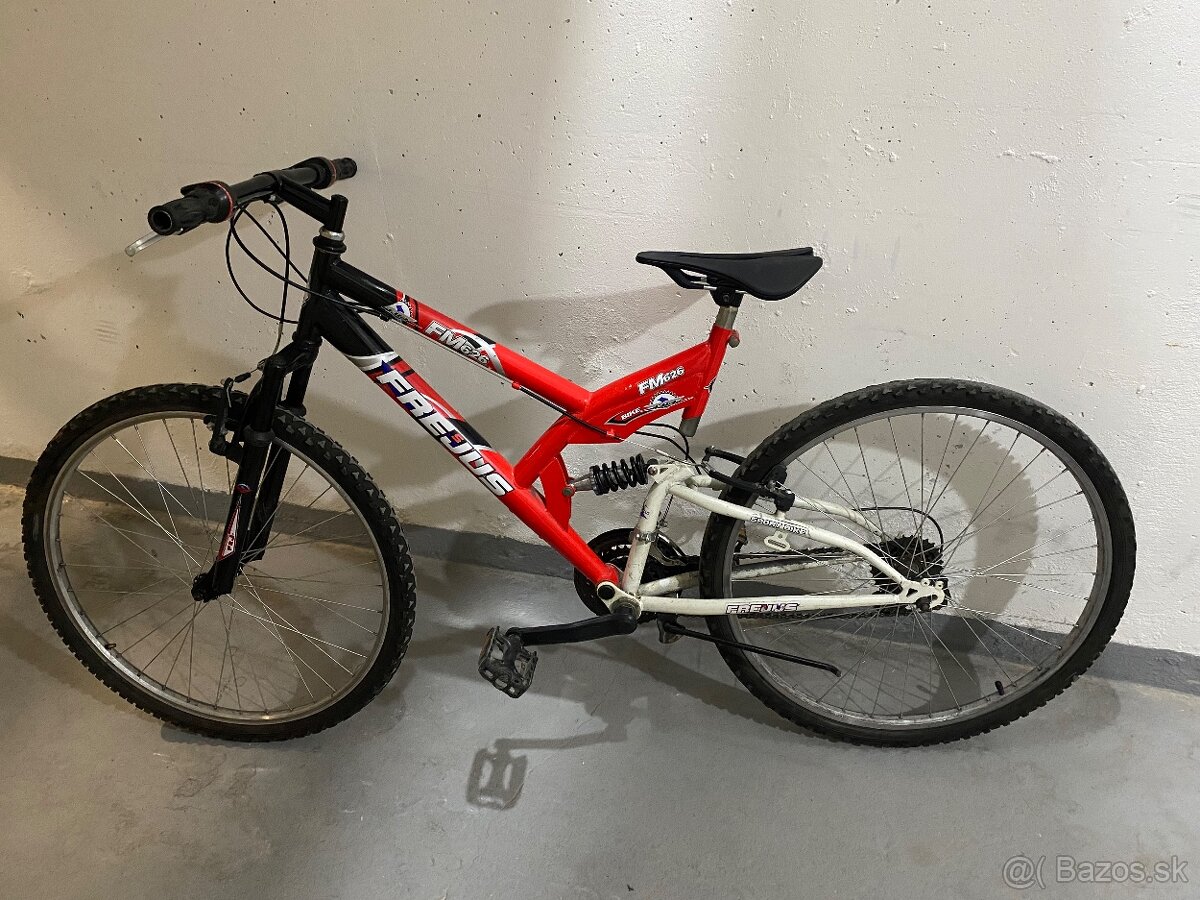 Celoodpruženy bike