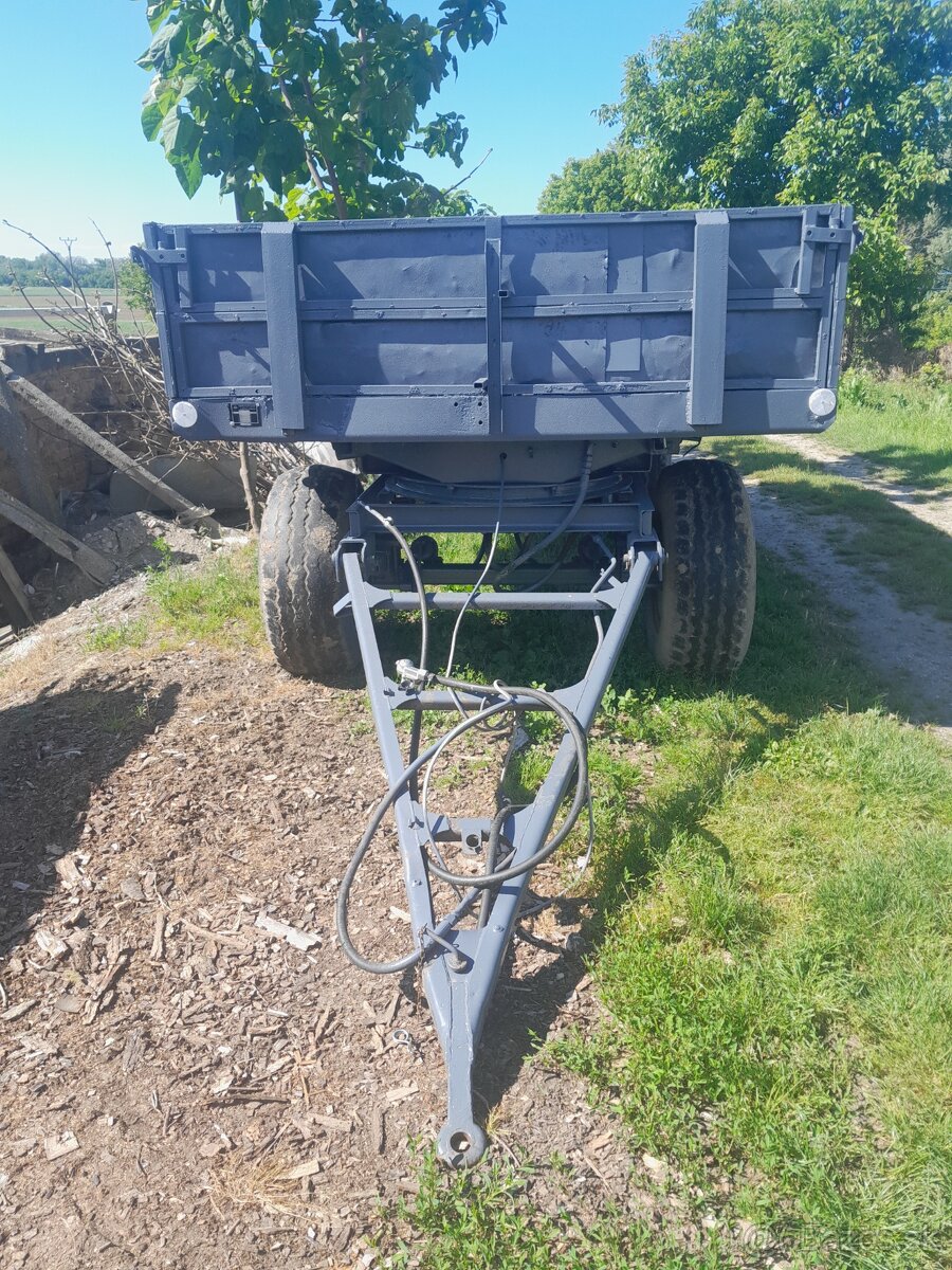 Príves nákladný za traktor