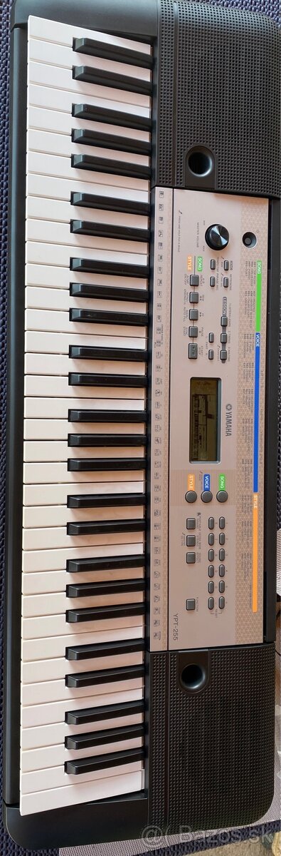Yamaha keyboard YPT - 255