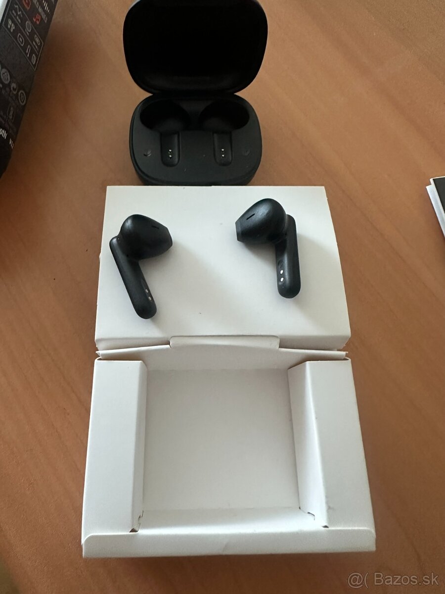 Bezdrôtové slúchadlá JBL Wave Flex čierna