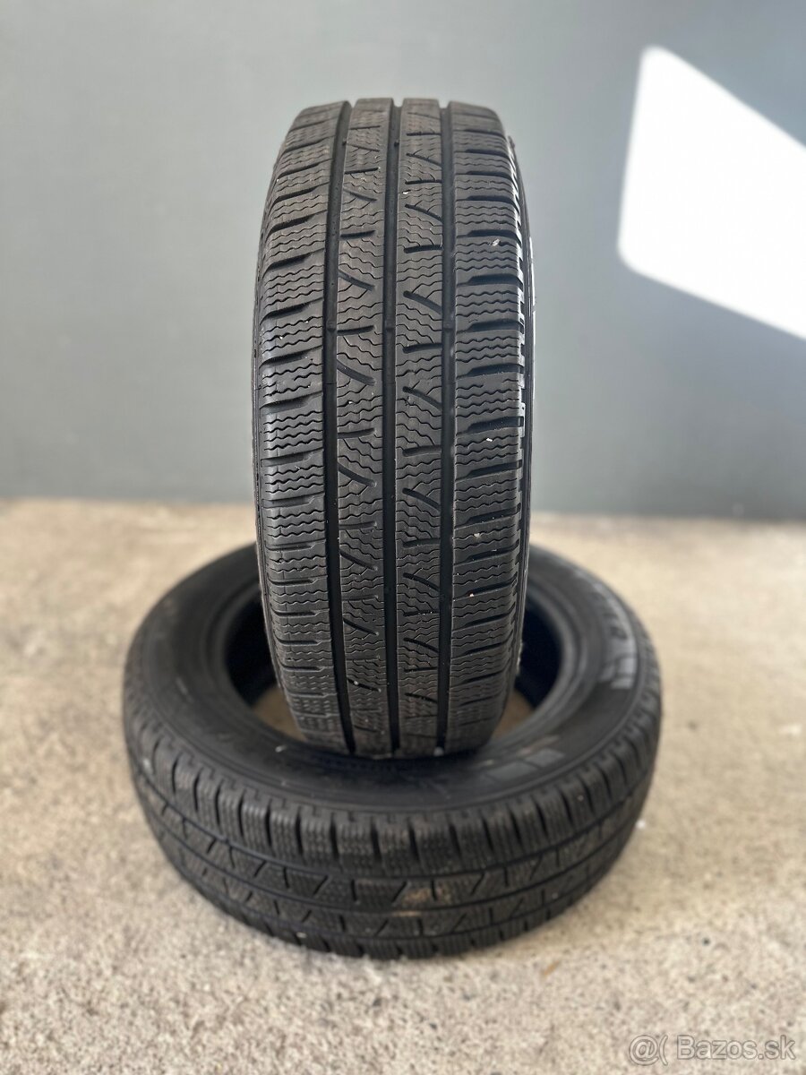 215/60 R17C Pirelli 2ks - Zimné pneumatiky