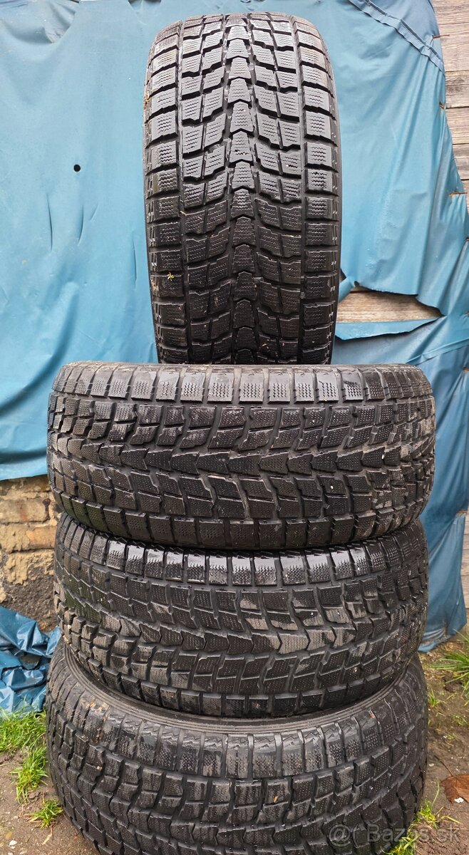 Ponúkame 4 zimné pneumatiky Dunlop Grandtrek 285/50 R20