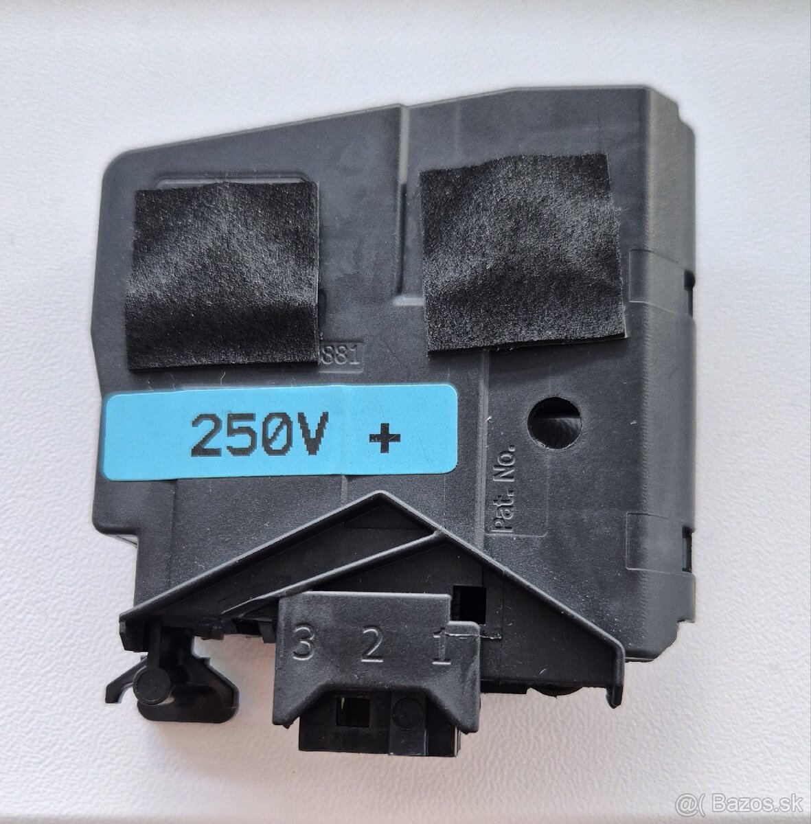 Zámok dverí DC34-00026A pre práčky Samsung