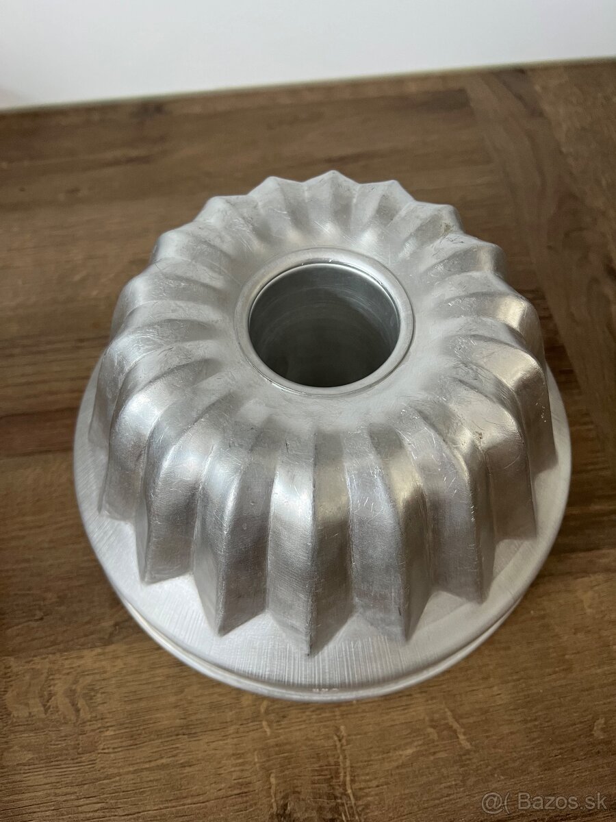 Forma na bábovku - stará