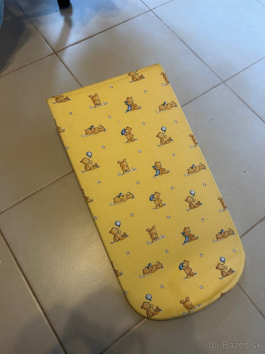 Lehátko pre bábätko do vaničky