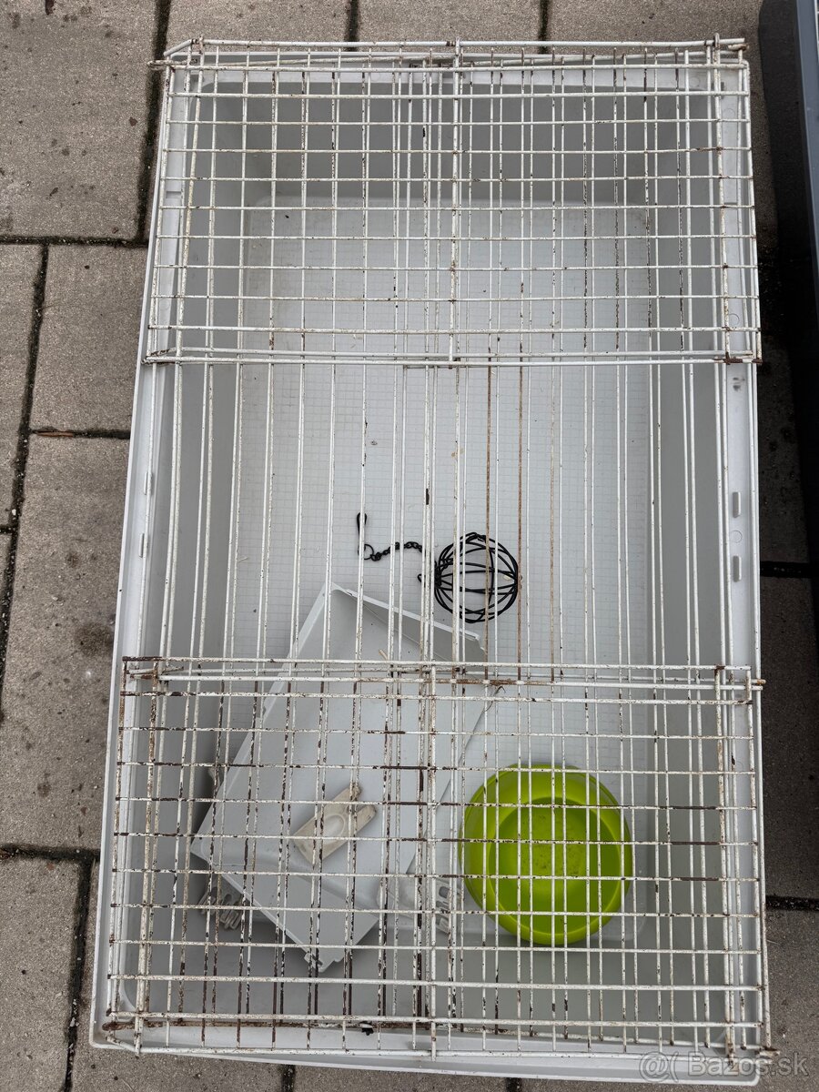 Predám dve klietky pre hlodavce.