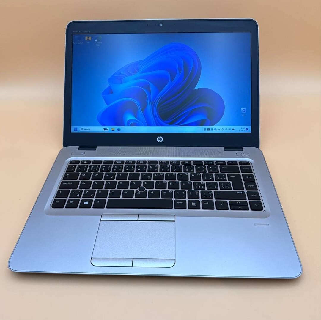 Notebook 14" HP.AMD PRO A10-8700B 4x1,80GHz.8gb ram.SSD 256