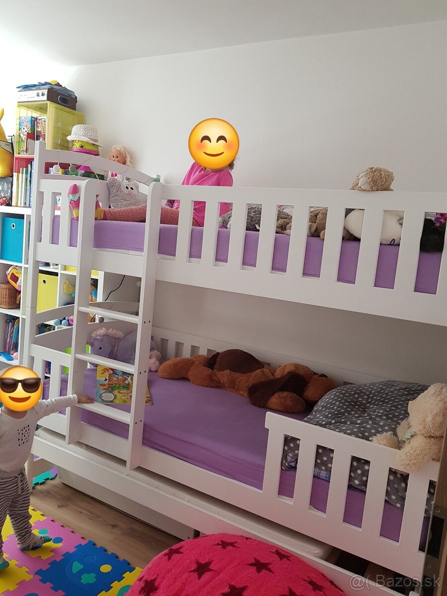 Poschodová posteľ- 3 lôžka