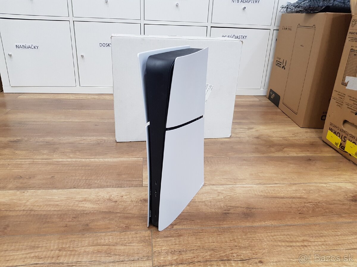 Playstation 5 slim digital + 1 ovládač