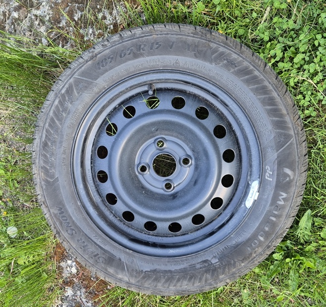 KIA Rio Kolesa Disky 185/65 R15