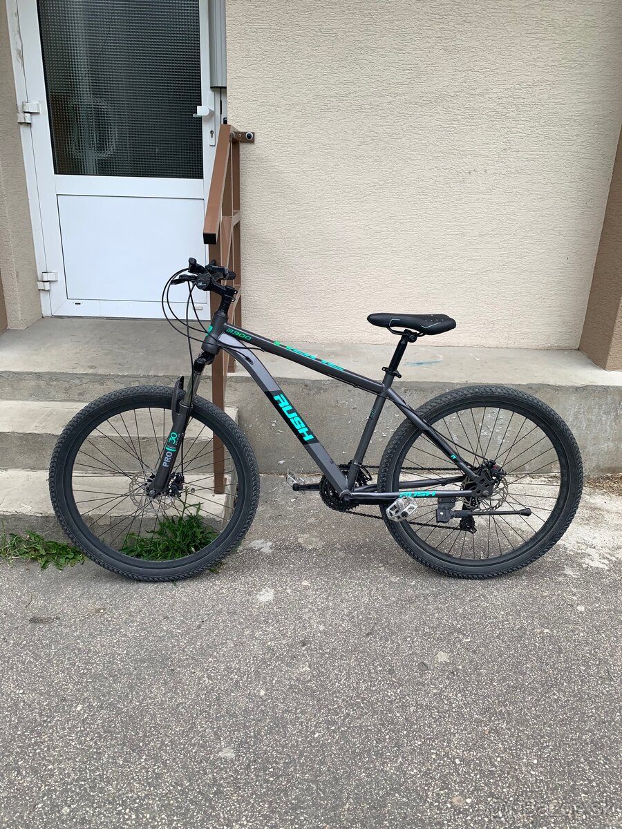 Horský bicykel Rush a300