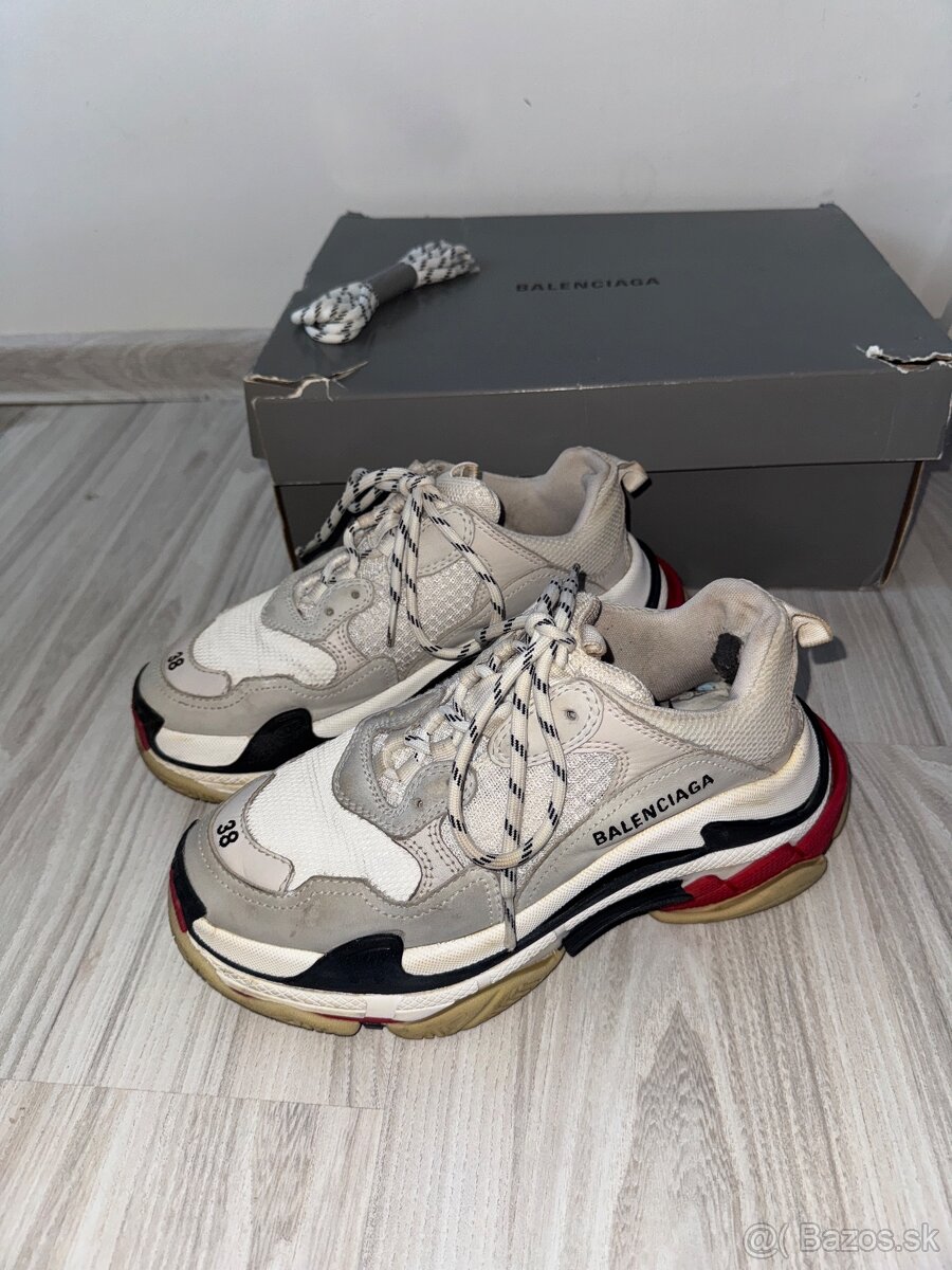 Balenciaga Triple S tenisky