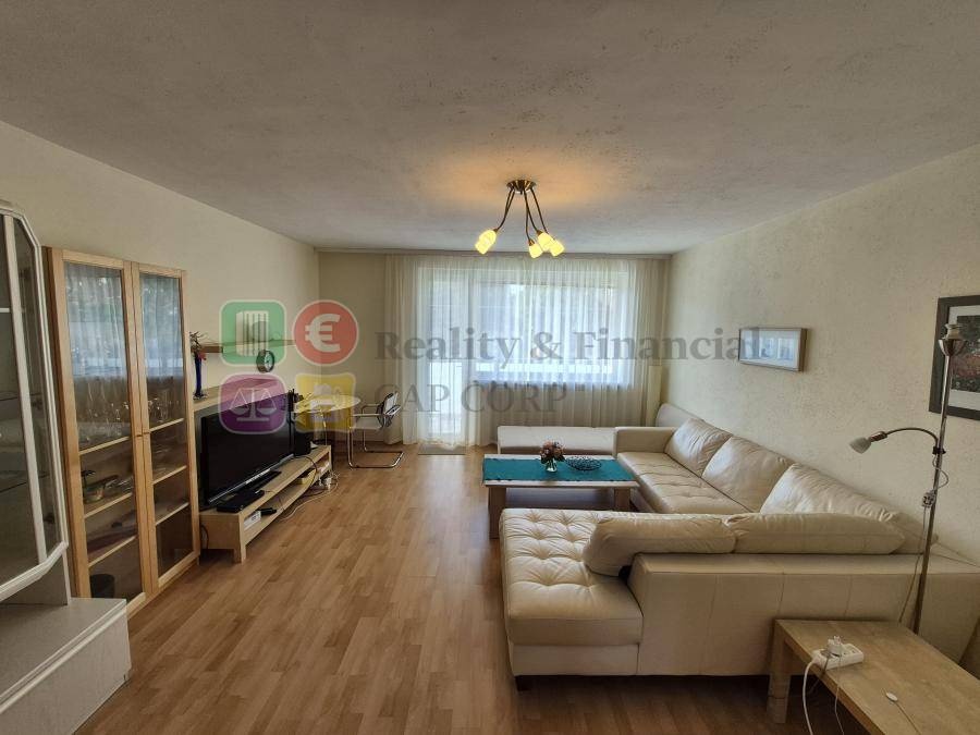 Predaj 3-izb. byt Nitra-centrum,115 m2,garáž, záhradka, Exkl