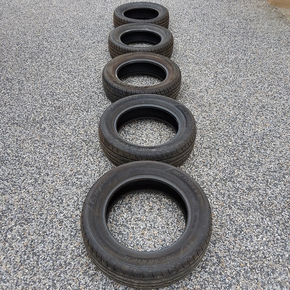 R16 205/60