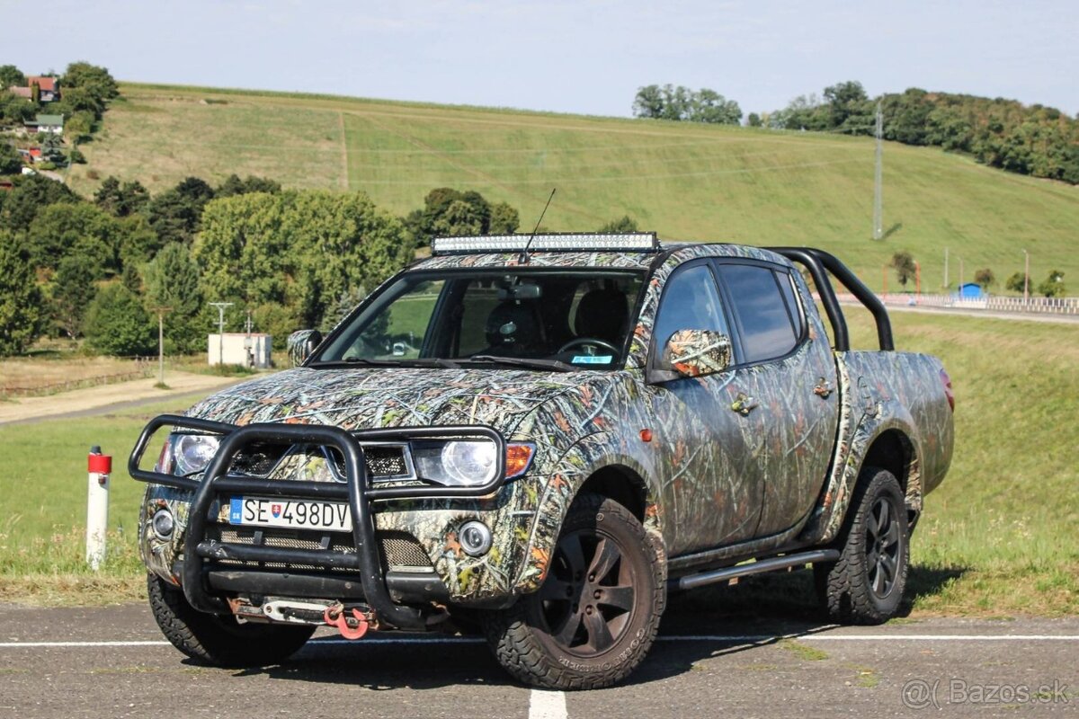 Mitsubishi L200 2.5 DI-D Double Cab A/T 4x4
