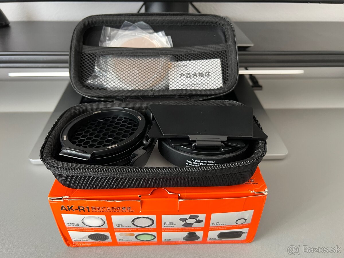 Sada AK-R1 pre okrúhlu hlavu Godox AD200 V1