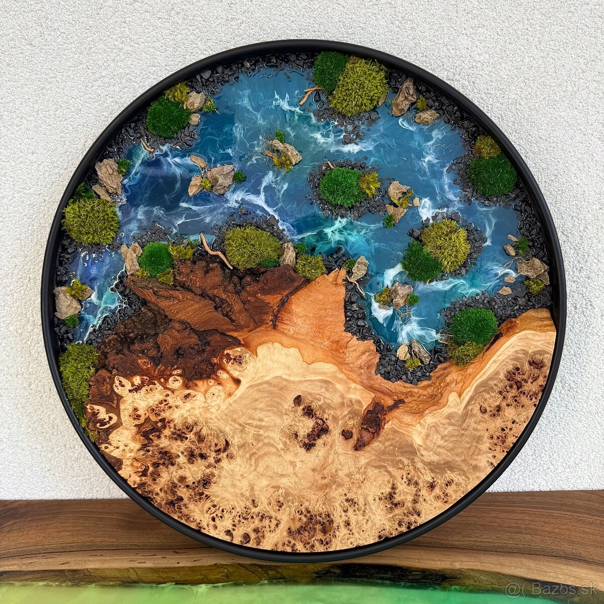 Machový obraz s epoxidom a drevom z očkového topoľa 53,5cm