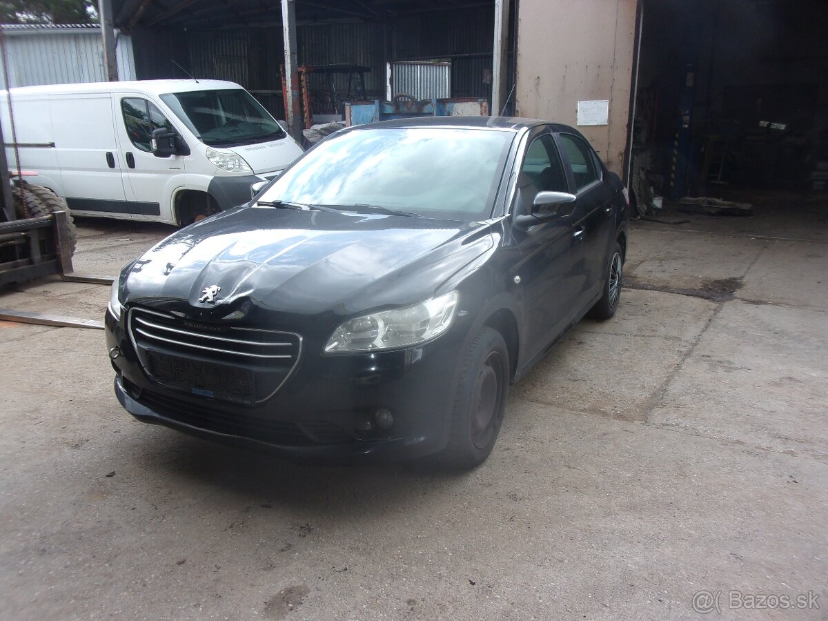 PEUGEOT 301 2014 1,2Í