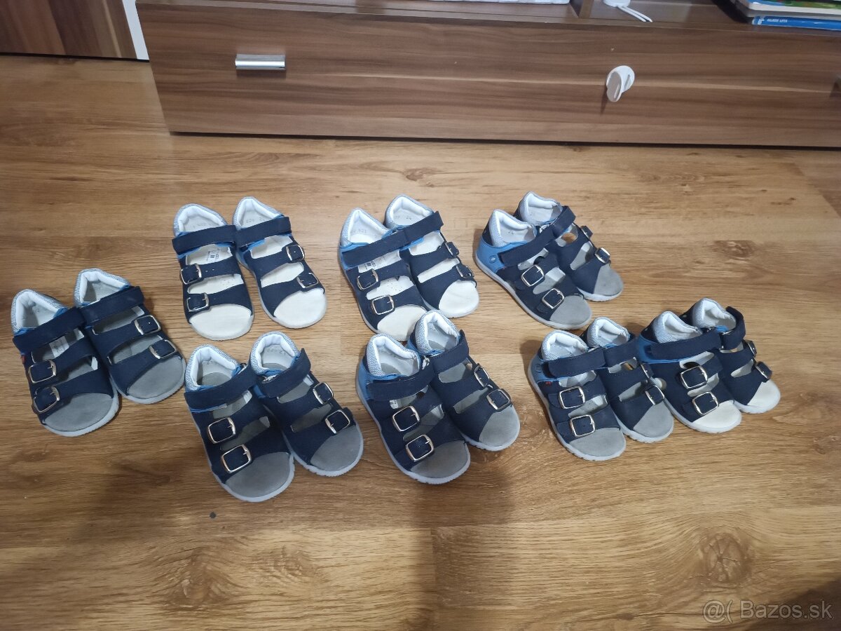 Ortopedické kožené sandále