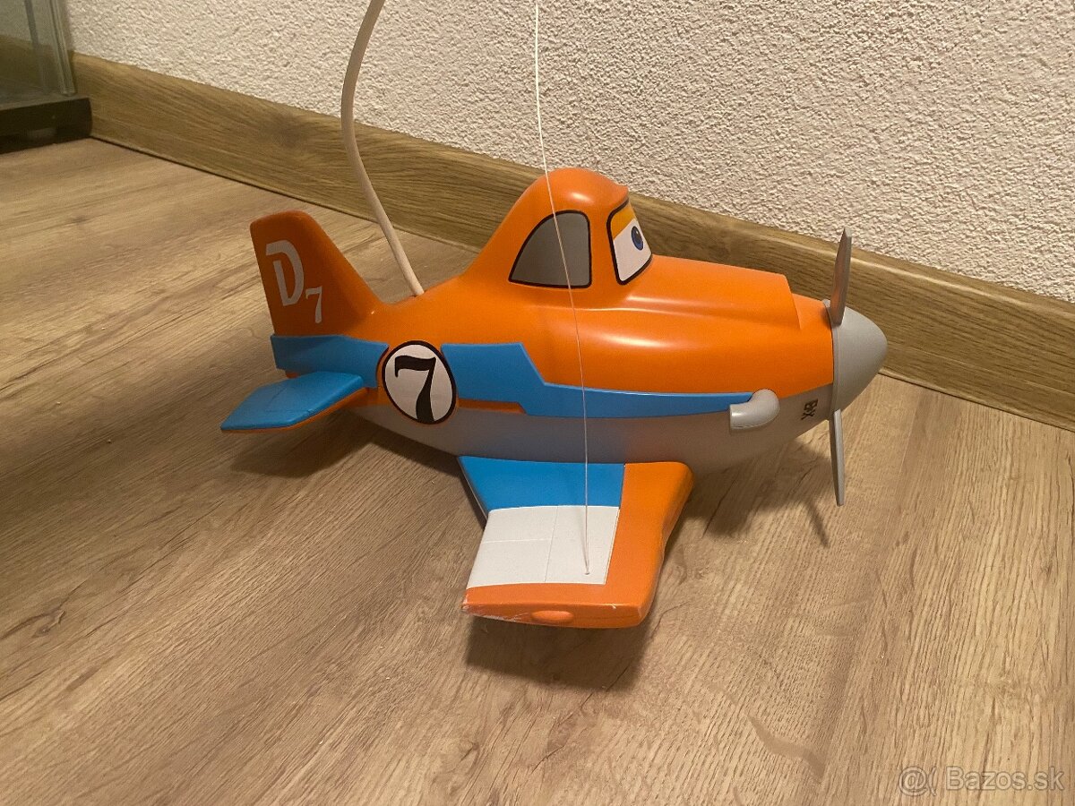 Detský luster v tvare lietadla