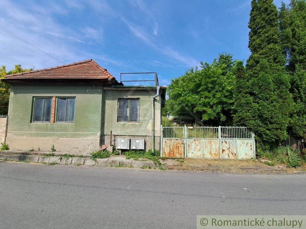 Znížená cena - Vidiecky dom v Zlatne pod Tribečským pohor
