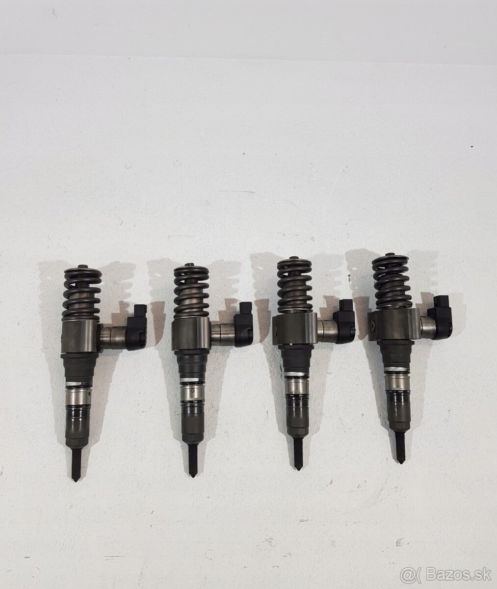 Trysky vstrekovac 2.0tdi bkp 03g130073s